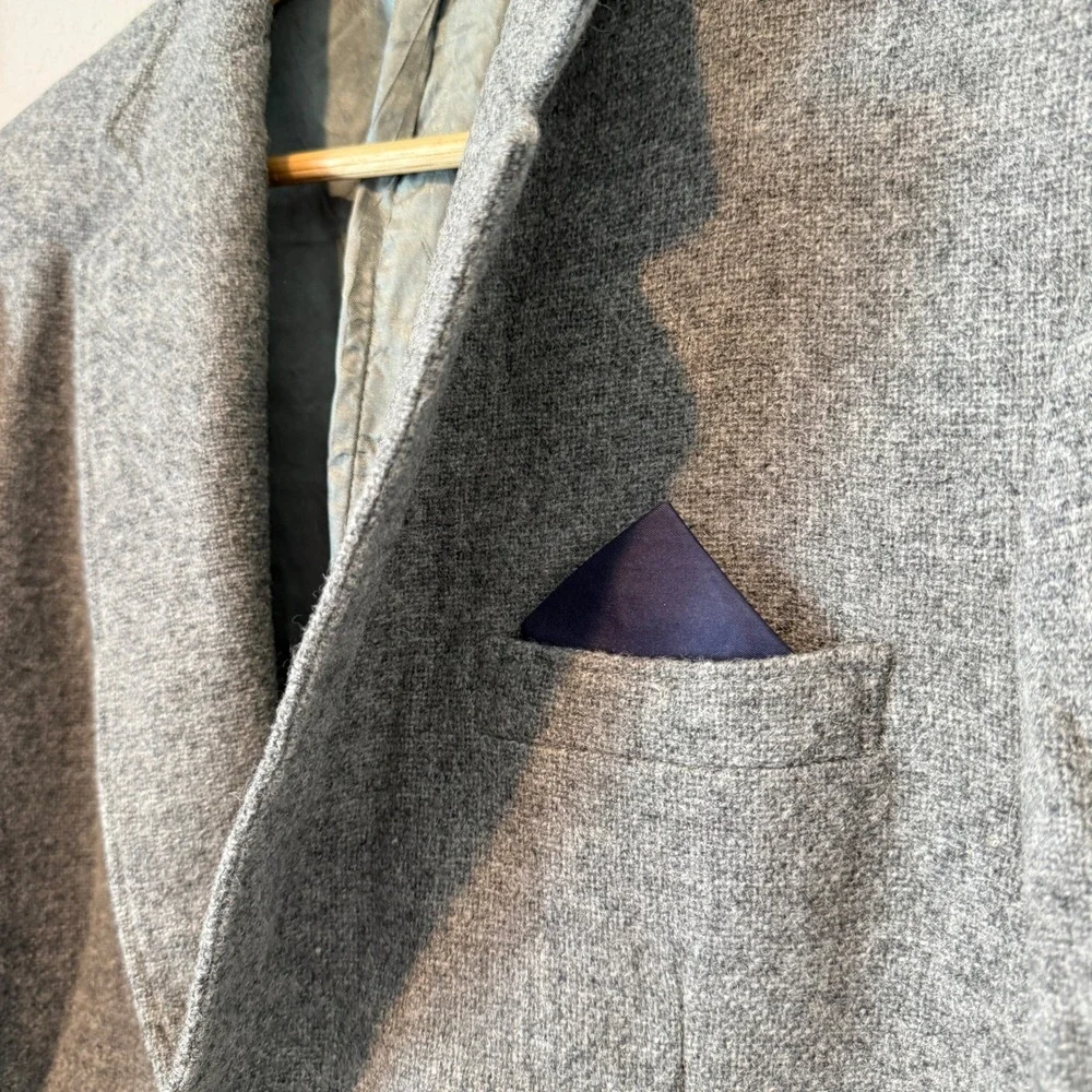 Vintage Man In Wool Mens Grey 100% Pure Wool Two Button Blazer Jacket